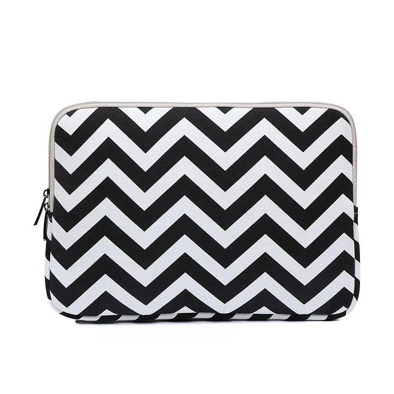 11.6 Wavy Pattern Notebook Liner Bag - Sleek Design