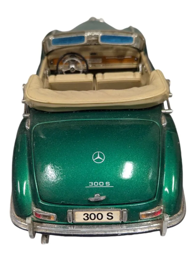1955 Mercedes Benz 300S - Green