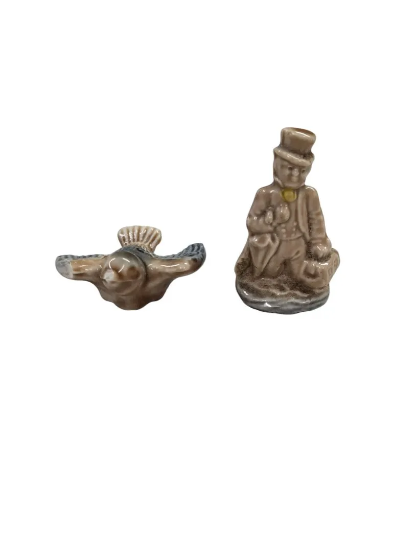 Assorted Figurines (18)