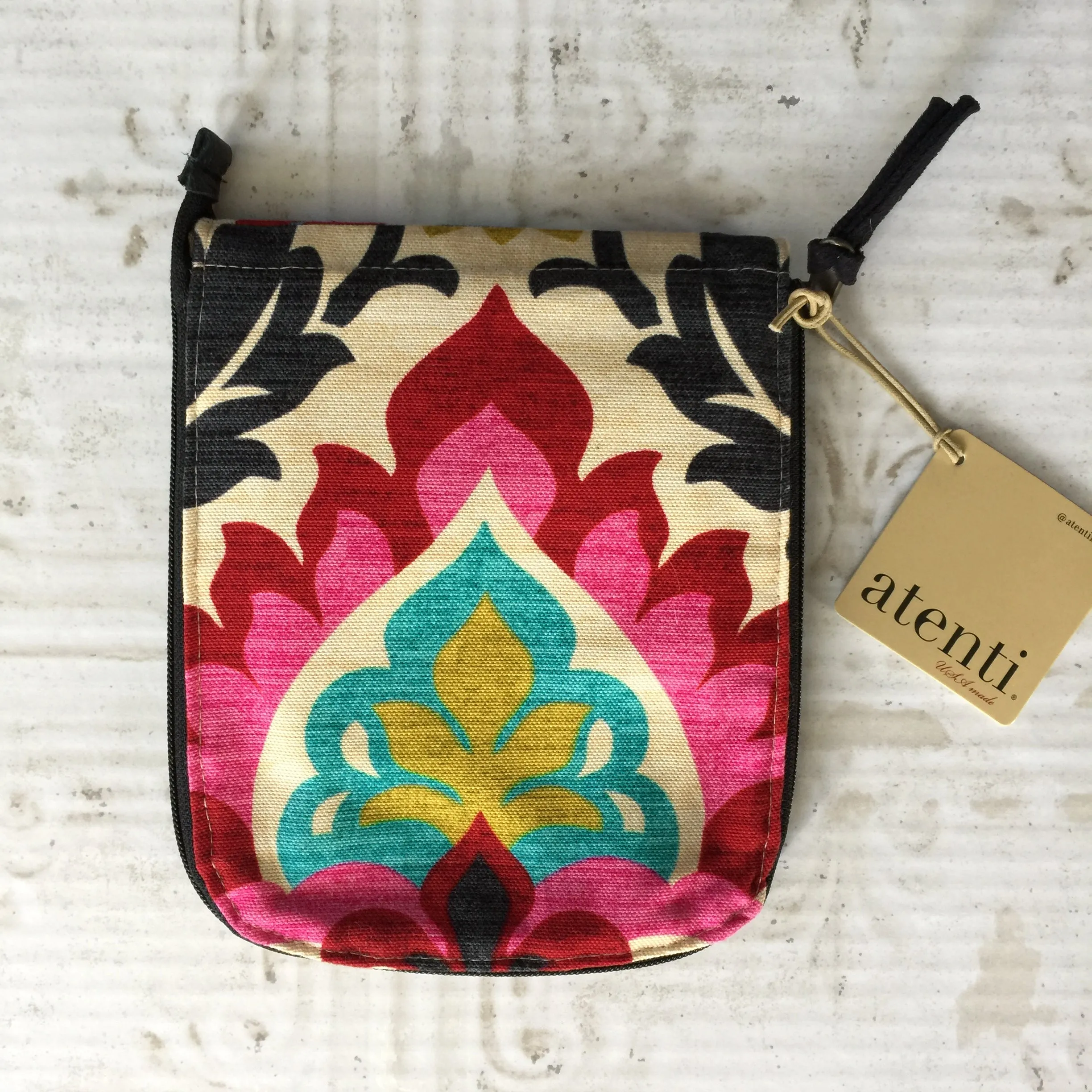 Ateneti Small Needle Cases