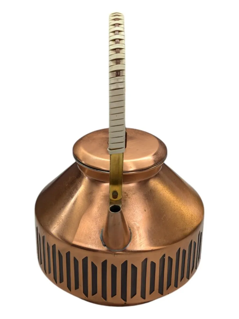 Copper tone kettle with Art Deco detailing