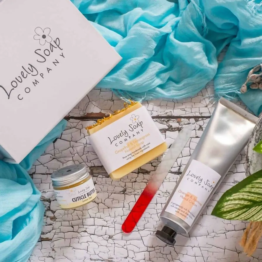 Deluxe Hand & Nail Care Gift Set