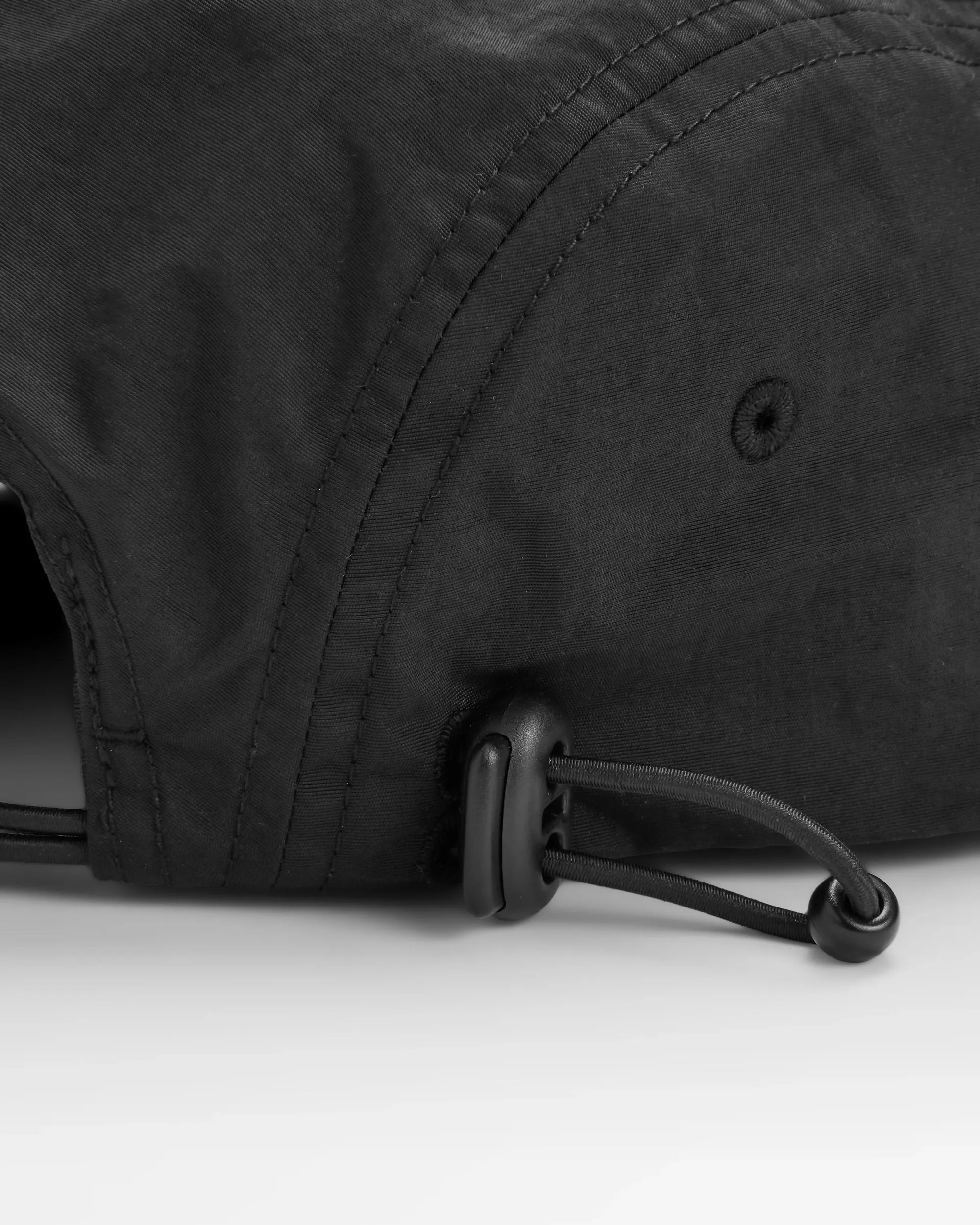 Emerge 5 Panel Trail Cap - Black