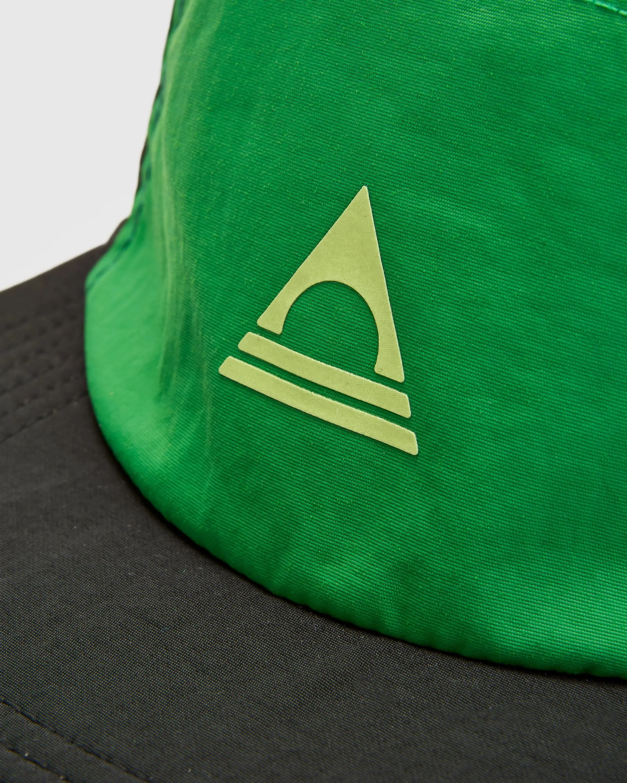 Emerge 5 Panel Trail Cap - Stem Green