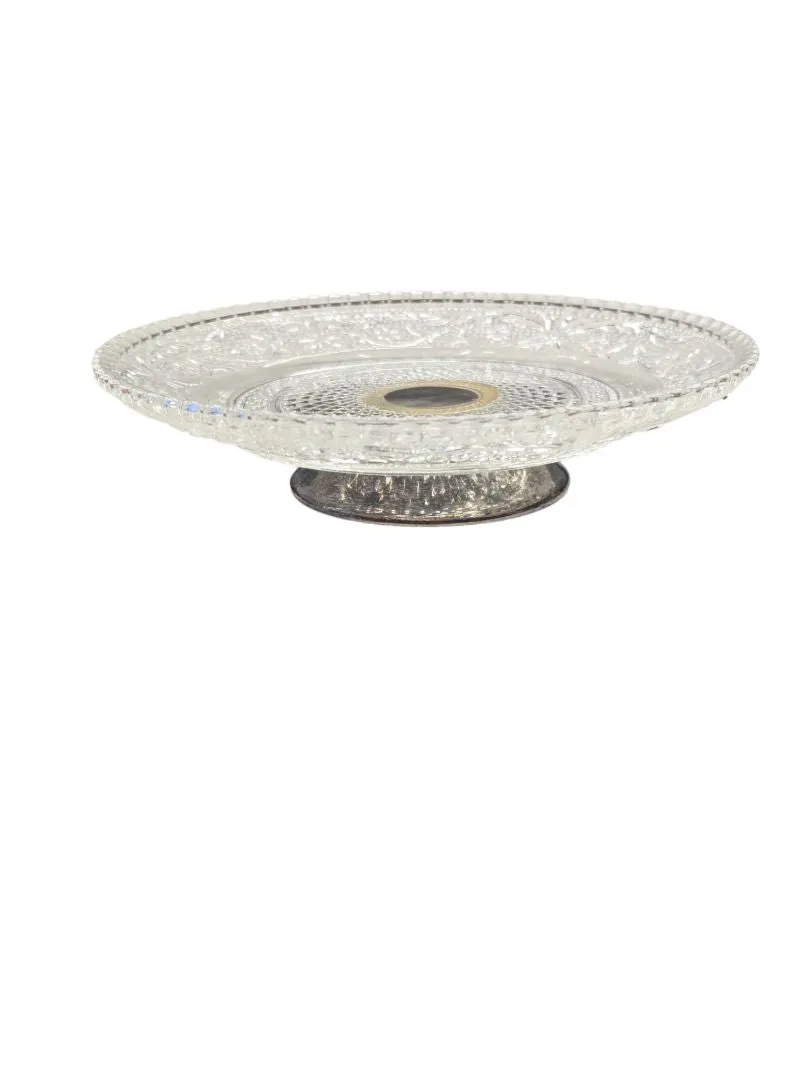 Fleur de Lis pattern Footed Plate