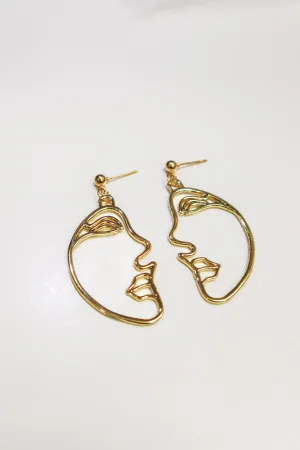 Tyra Earrings - Gold Tyra Earrings - Gold
