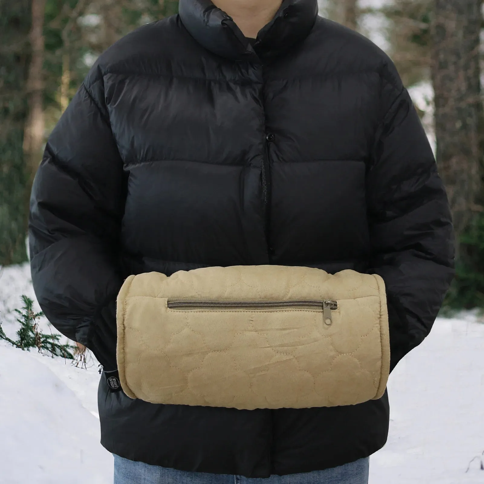 USB Rechargeable Heated Gloves Outdoor Three-Level Temperature Adjustable Heated Gloves Winter Warmth Windproof Thermal Gloves