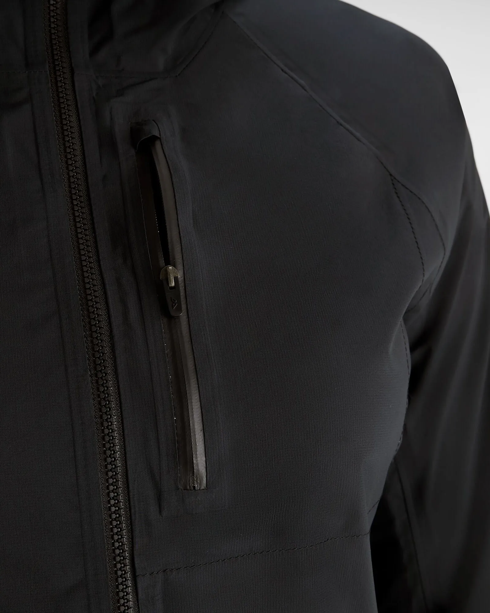 Women's Seeker 2.5L Rain Jacket - Black Stingray