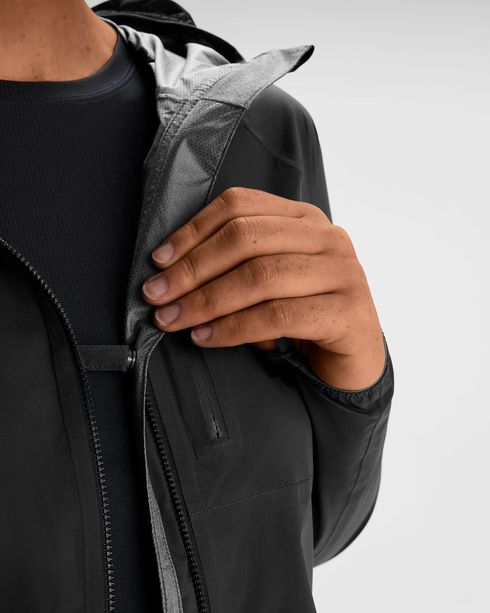 Women's Seeker 2.5L Rain Jacket - Black Stingray