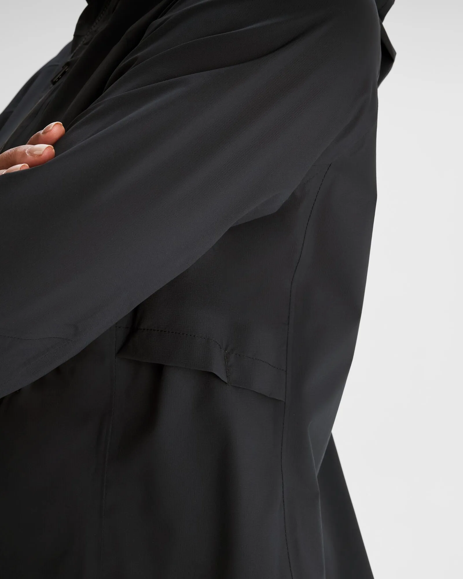 Women's Seeker 2.5L Rain Jacket - Black Stingray